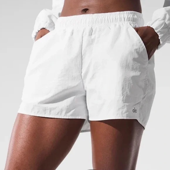 Alo Yoga The Alumni High-Rise Loose Running Shorts in White, Women’s size Medium - Picture 3 of 14
